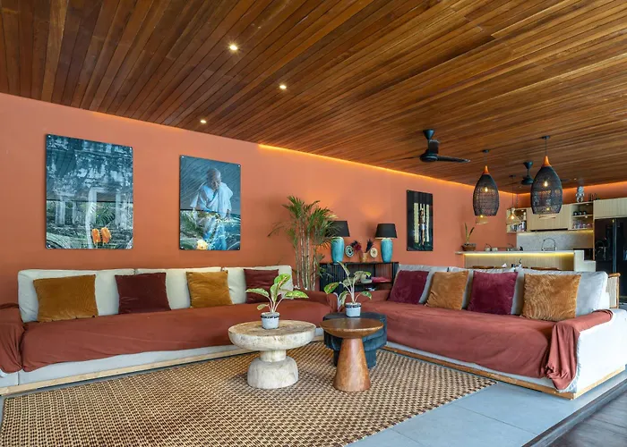 Sandro - 3br Escape, Lush Jungle Views & Pool Villa