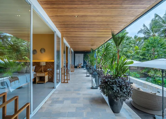 Sandro - 3br Escape, Lush Jungle Views & Pool * Ubud