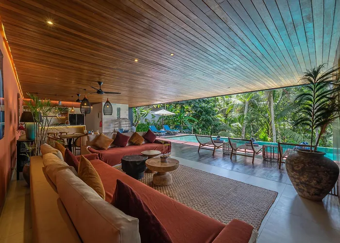 Sandro - 3br Escape, Lush Jungle Views & Pool ヴィラ