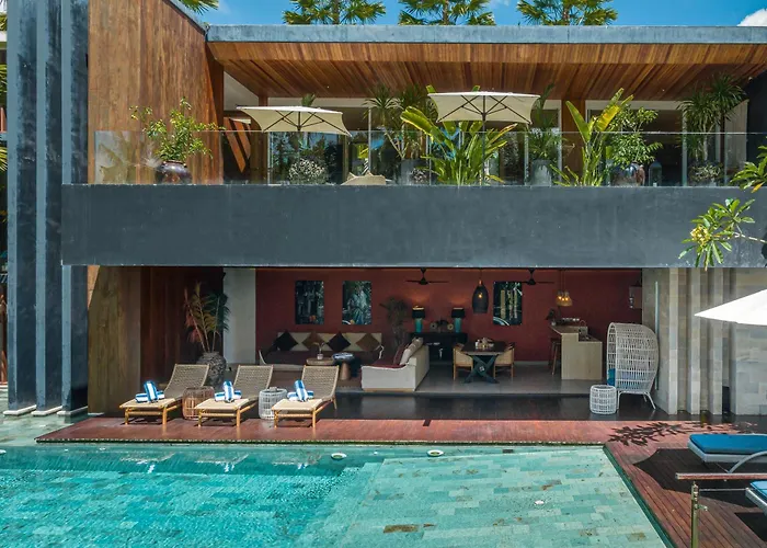 Sandro - 3br Escape, Lush Jungle Views & Pool
