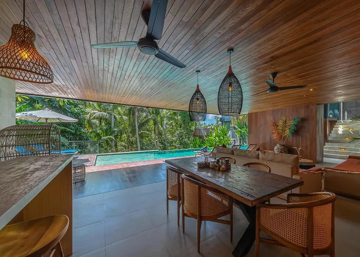 Sandro - 3br Escape, Lush Jungle Views & Pool * Ubud