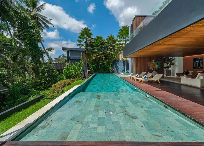 Sandro - 3br Escape, Lush Jungle Views & Pool Ubud